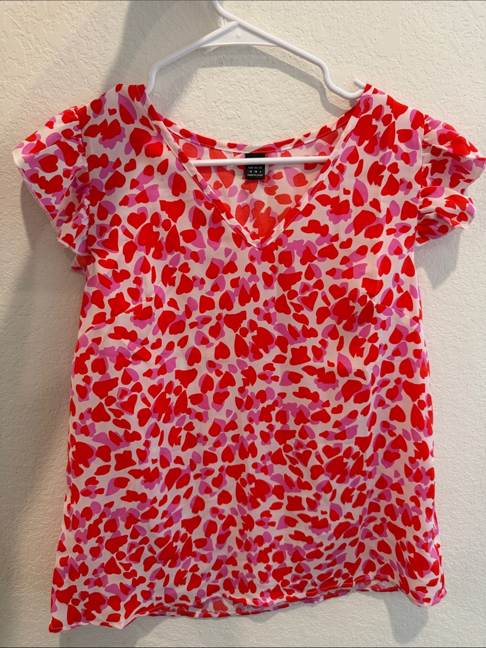 SHEIN Red & Pink Heart Print V-Neck Blouse